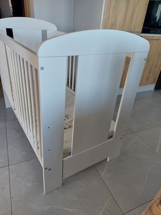 Łóżeczko dzieciece