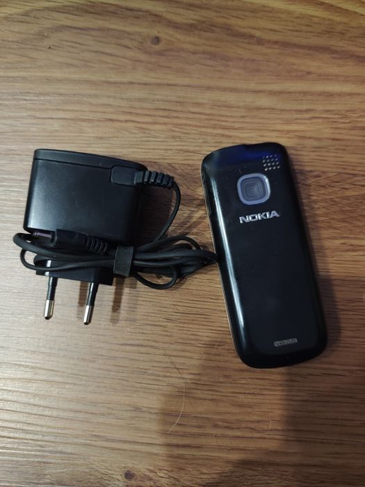 Telemóvel Nokia C1