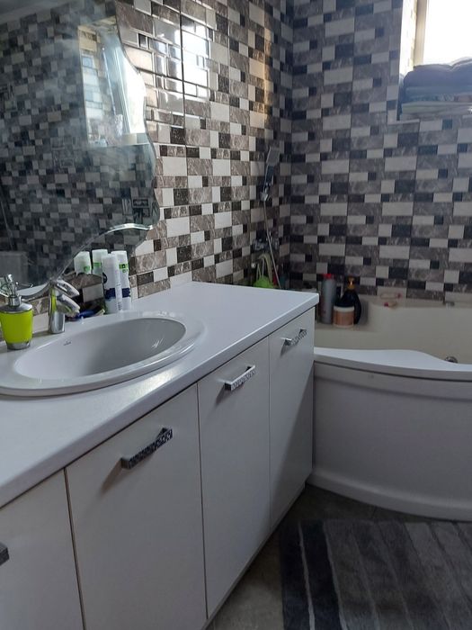 Продам будинок  10сотих землі  Буча