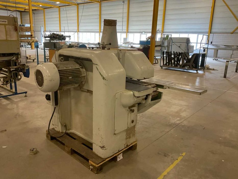 Wielopiła piła Bauerle B180m2   szerokość gąsiennicy pracy 250MM