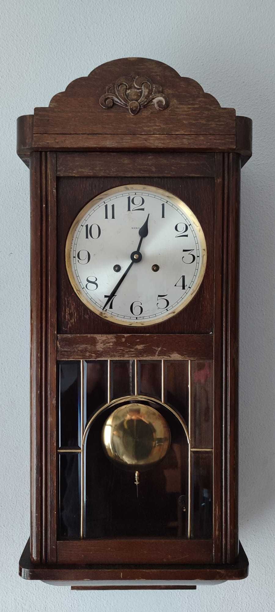 393 Zegar wiszący mechaniczny - antyk