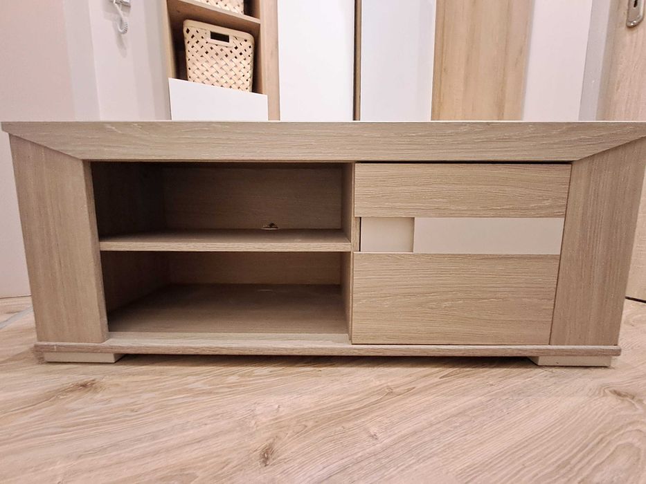 Sprzedam szafkę RTV