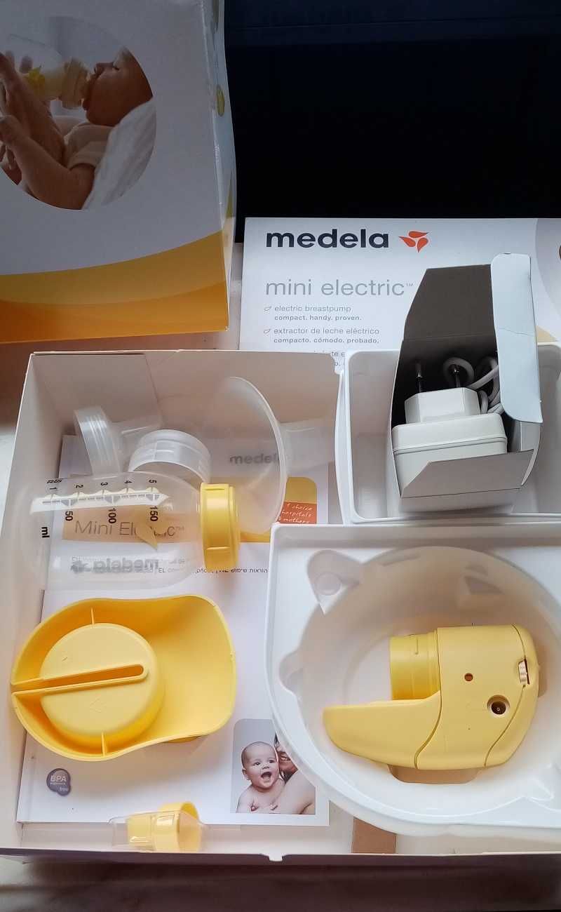 Extrator de leite materno marca Medela a funcionar