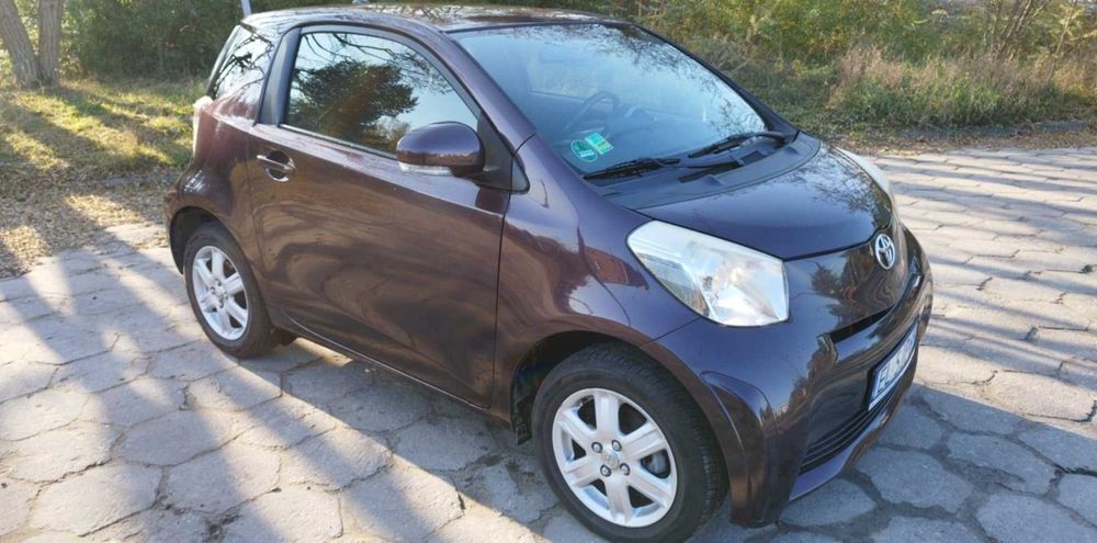 TOYOTA IQ 1.0 2009r.
