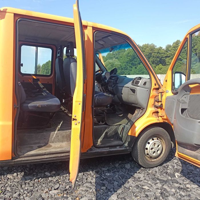 Fiat Ducato 2005 rok Doka 6-osobowy skrzynia silnik 2.3 litra