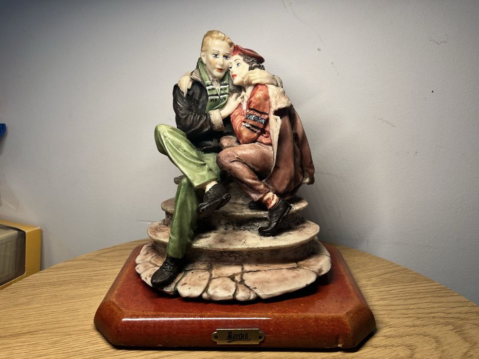 Elegancka Figurka "Bernini" - Para Zakochanych