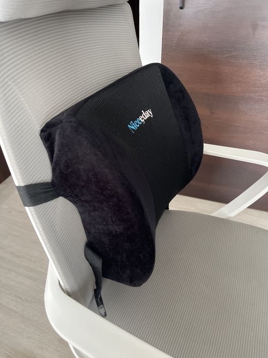 Poduszka ortopedyczna ledzwiowa na krzeslo fotel