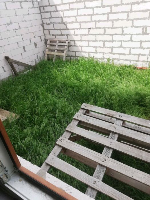Котедж 158 кв. з частковим ремонтом с. Молодіжне