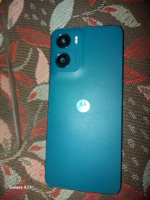 Телефон Motorola