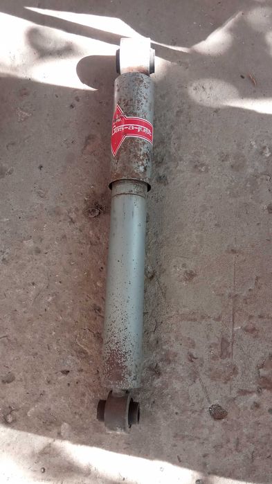 Kyb 53338 амортизатор