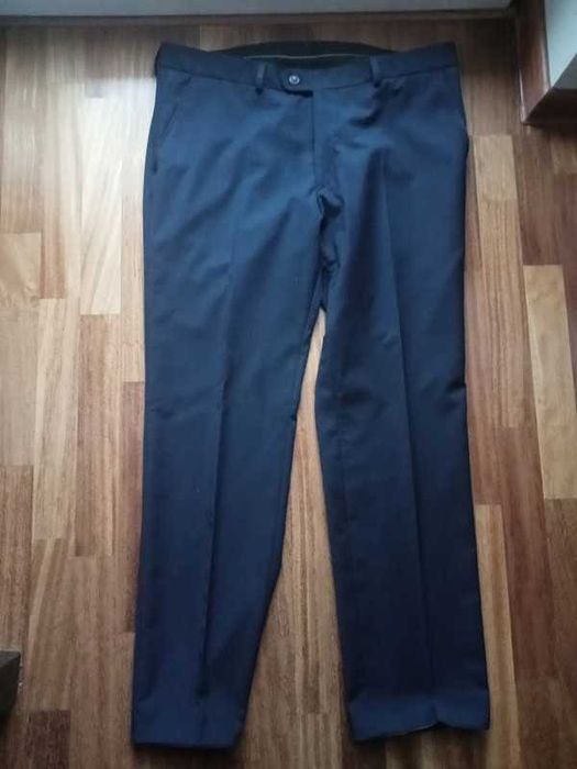 Klasyczny garnitur męski granatowy jak nowy, marynarka i spodnie