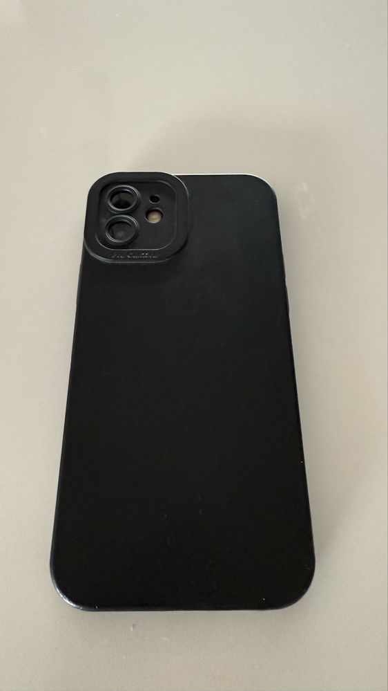 Iphone 12 com 128gb capacidade