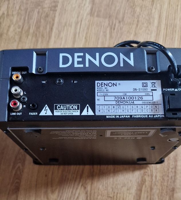 Mixer DJ DENON DN-S1000 konsola