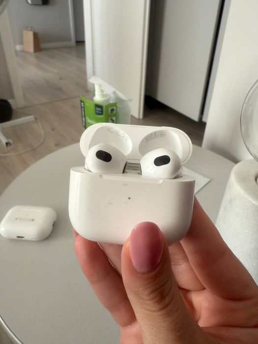 AirPods Apple (3 покоління)