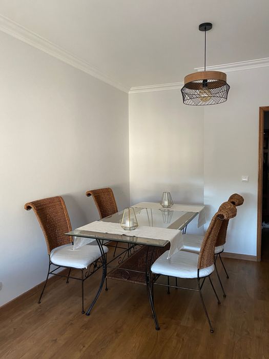 Linda mesa jantar 180cm x 90cm