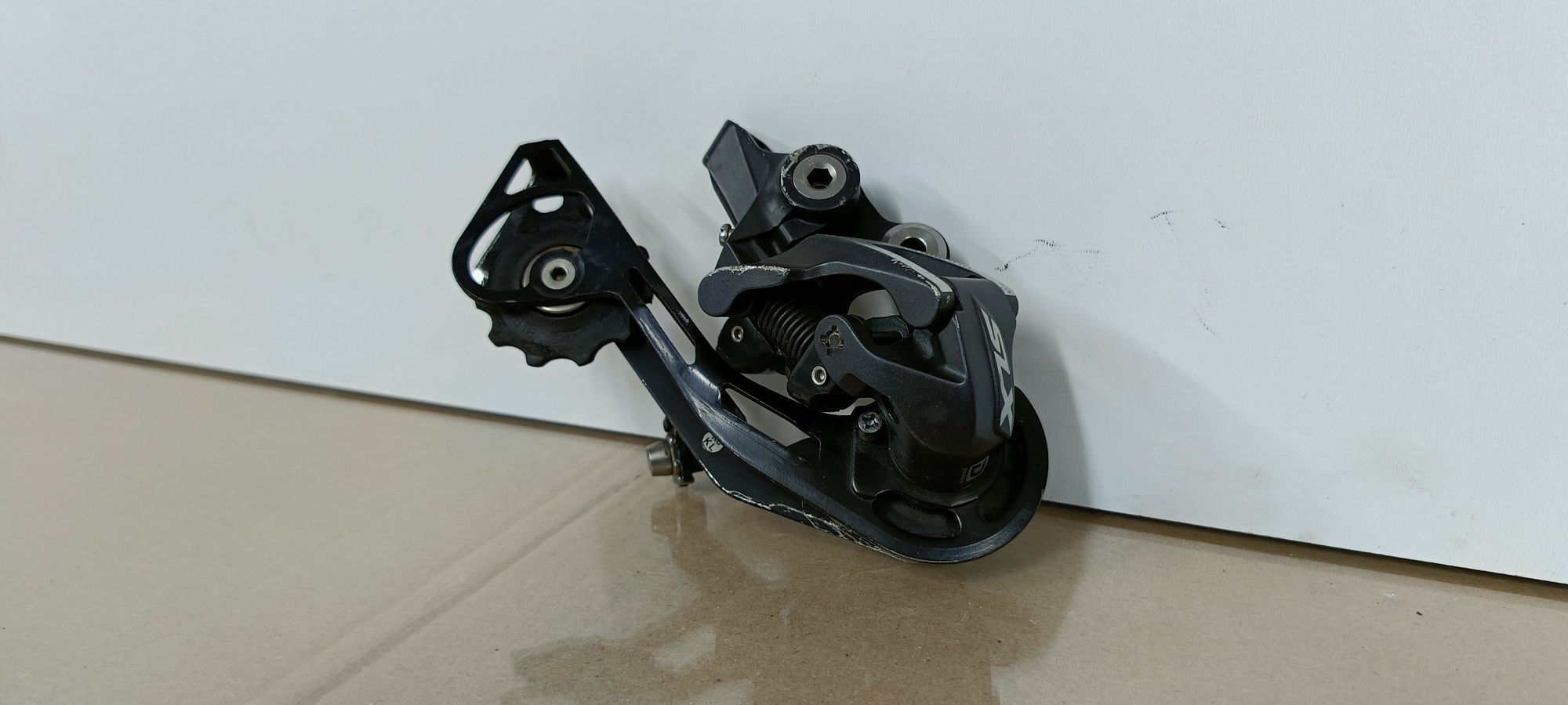 Tylna przerzutka Shimano SLX RD-M670 . 10s.