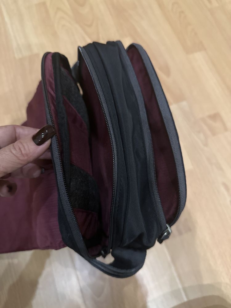 Torba na ramię na PC/tablet, Case Logic , nowa