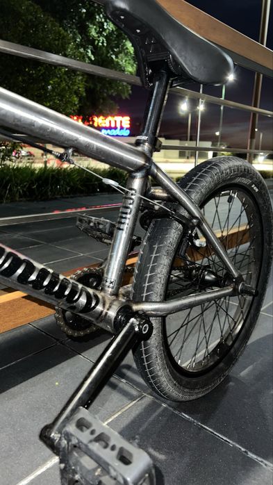 Vendo bmx poucas marcas de uso