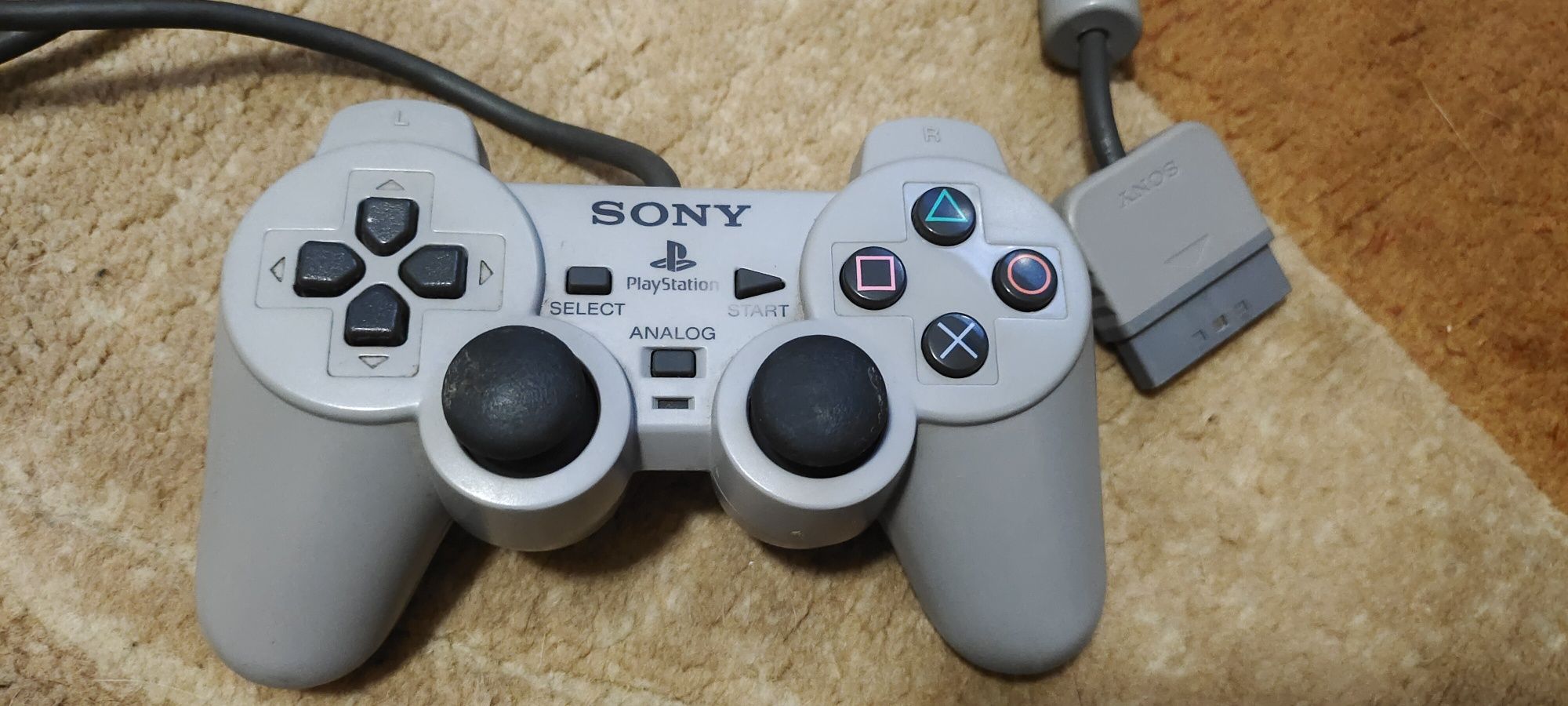 Sprzedam Sony Play Station SCPH-7502