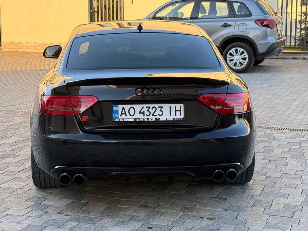 Продам AUDI A5 S5
