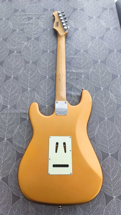Guitarra HB Stratocaster