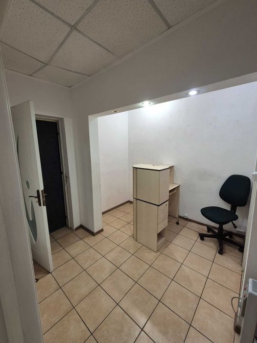 Приміщення під офіс/салон по вул. Генерала Момота (Луначарського)