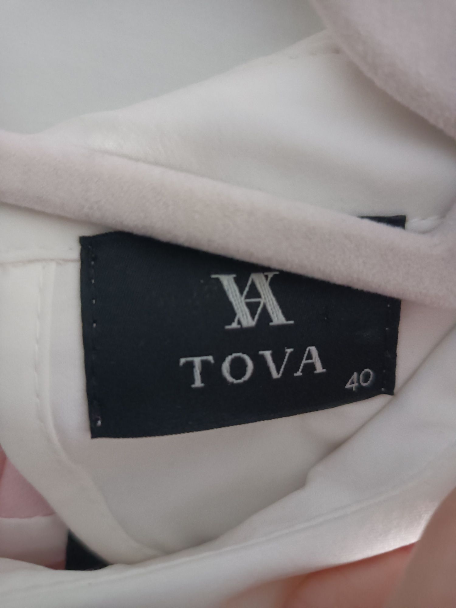 Sukienka pudrowa Tova 40 jak nowa