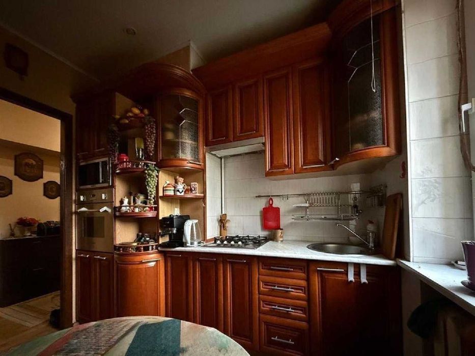 Сталінка 3к 65м2 Шевченківська Деревлянська Іллєнка Герцена Білоруська