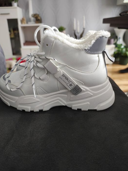 Buty adidasy ocieplane