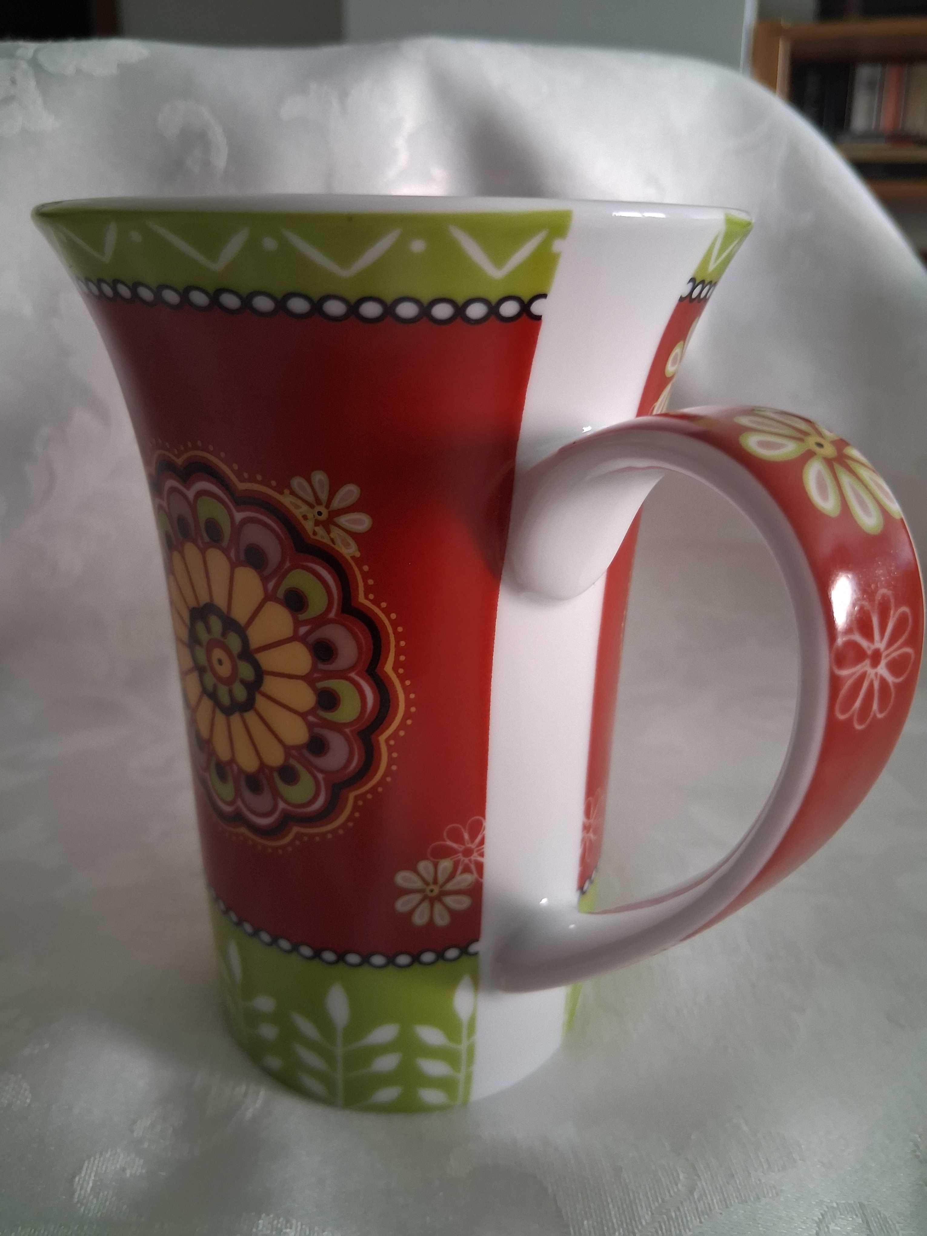 Caneca alta Gato Preto florida (Portes incluídos)