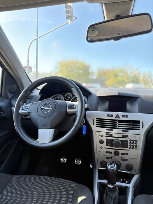 Na sprzedaż Opel Astra 1.8 LPG /zamiana/gwarancja/długie oplaty