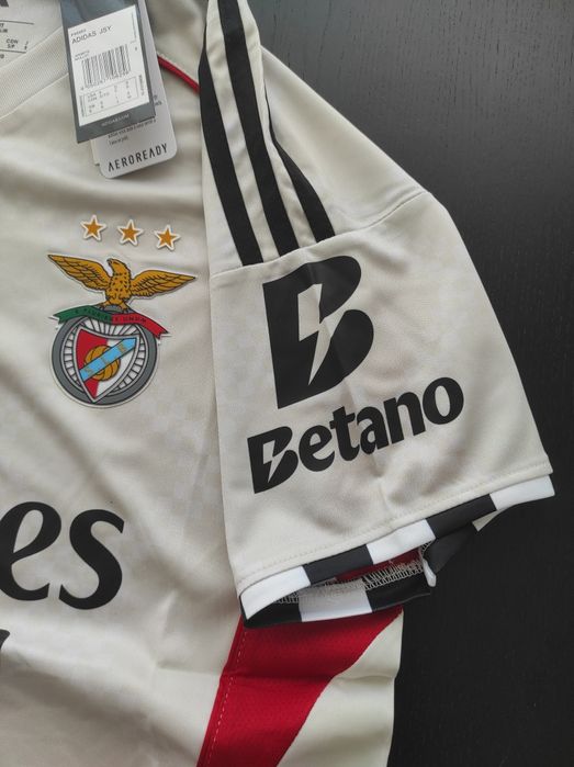 Camisola Alternativa Bege do Benfica, época 25/26