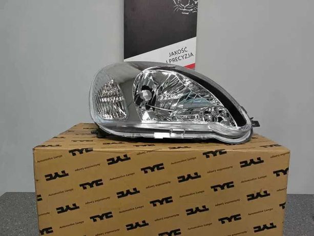 Toyota Yaris 1 .03-.05  Lampa/Reflektor przód H4 kpl h4 GRATIS