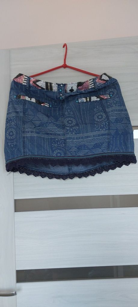 Spódnica spódniczka krótka z cekinami cwiekami L XL  xxl