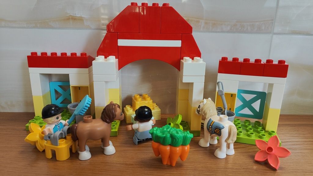 LEGO Duplo 10951 Stadnina i kucyki