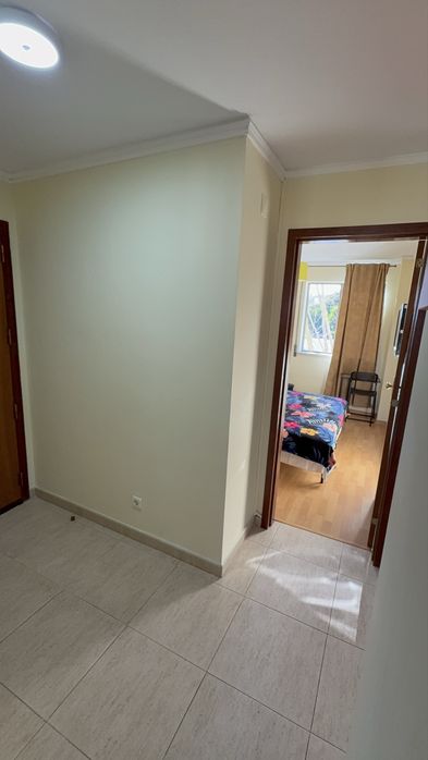 Quarto para casal em Queluz