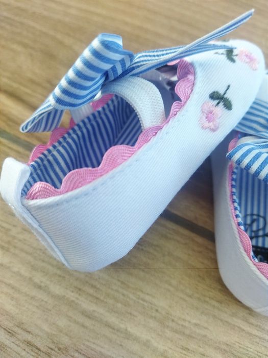 NOWE buciki niemowlęce niechodki balerinki 0-6 miesięcy r. 17/18 11cm