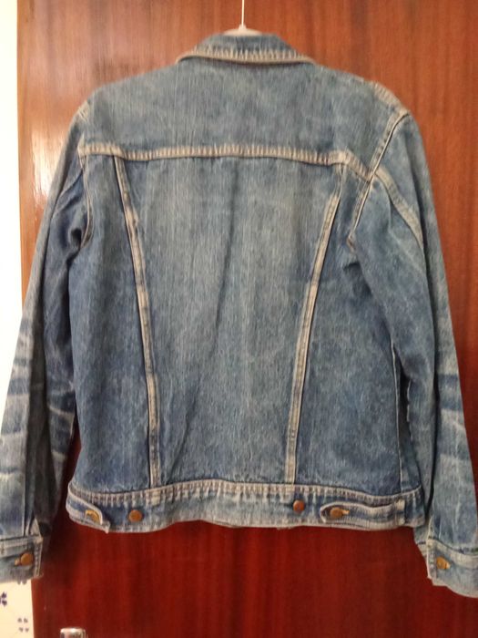 Casacos de ganga e capa.