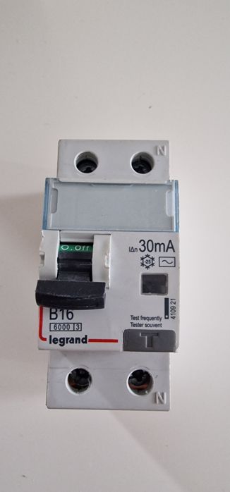 Legrand B16 30mA wyłącznik różnicowo prądowy