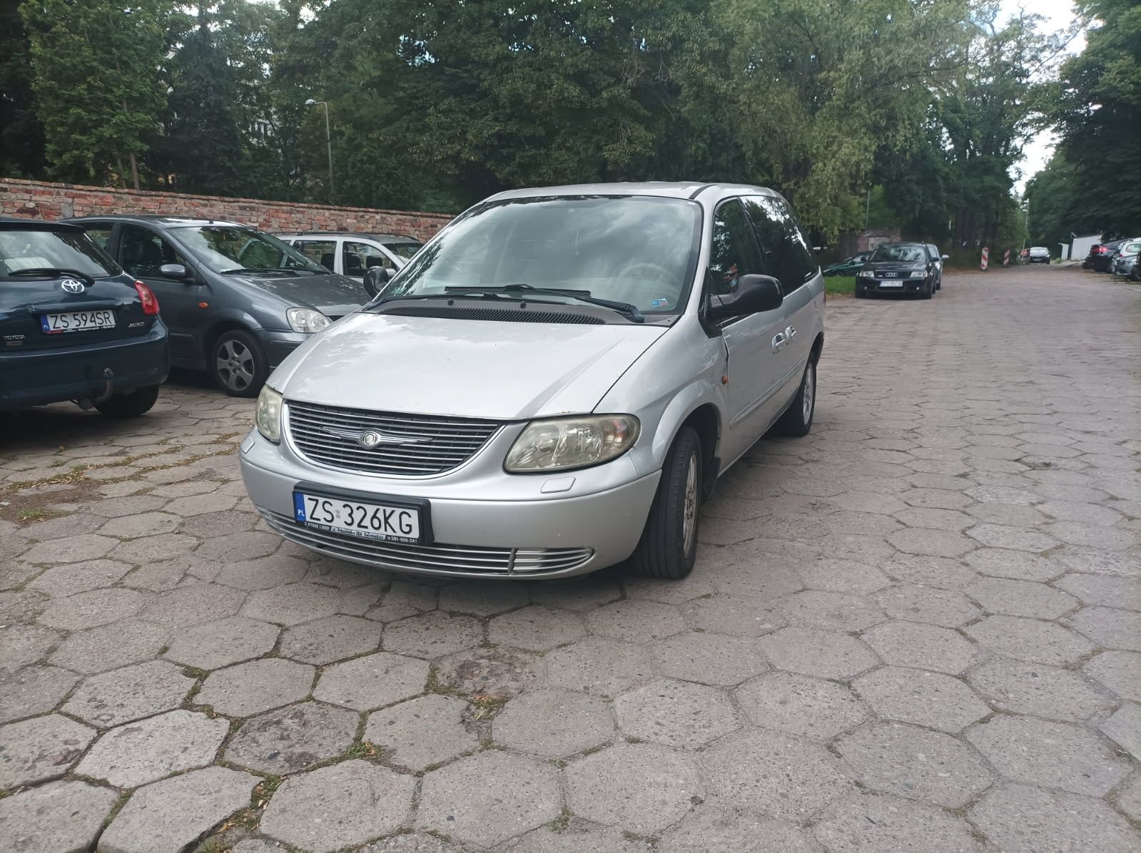 Chrysler Voyager 7-osobowy,manualna skrzynia