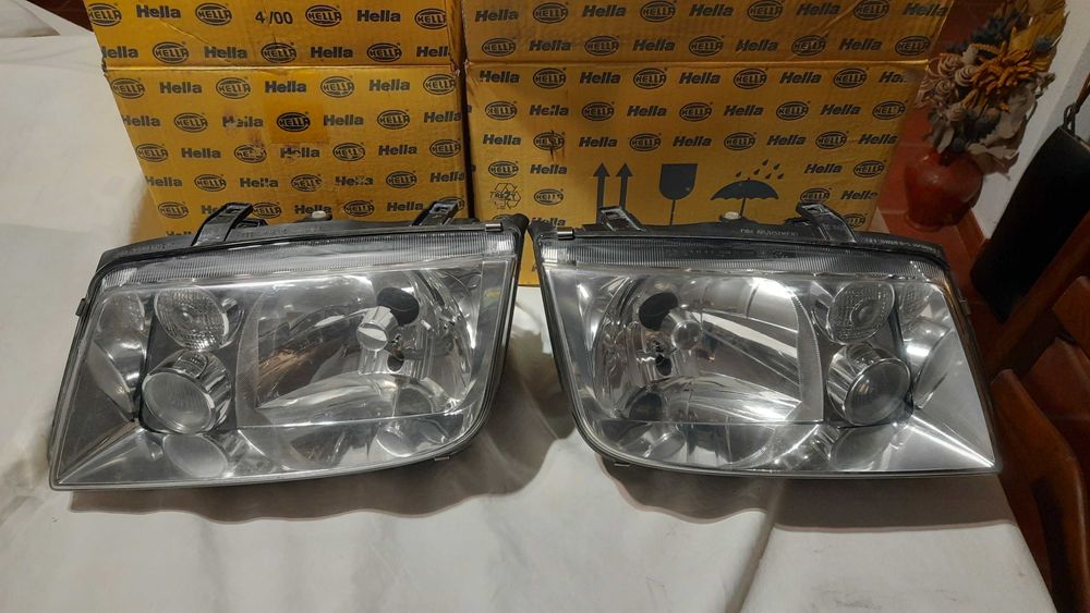Faróis originais VW Bora 1999