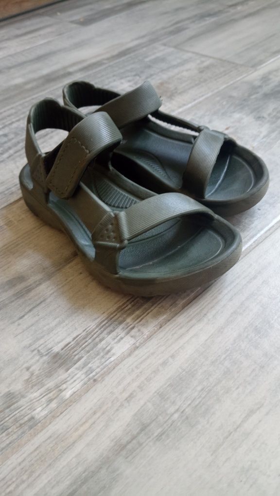 Sandały chłopięce khaki rozmiar 28