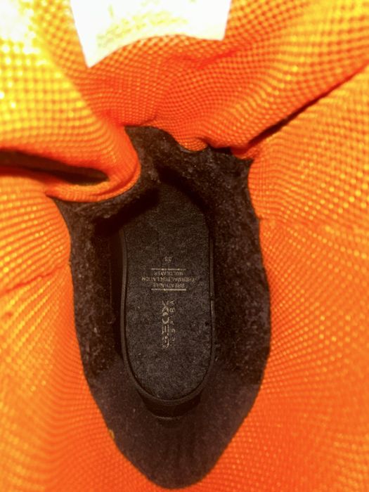 Зимові черевики дитячі в гарному стані,носились одну зиму