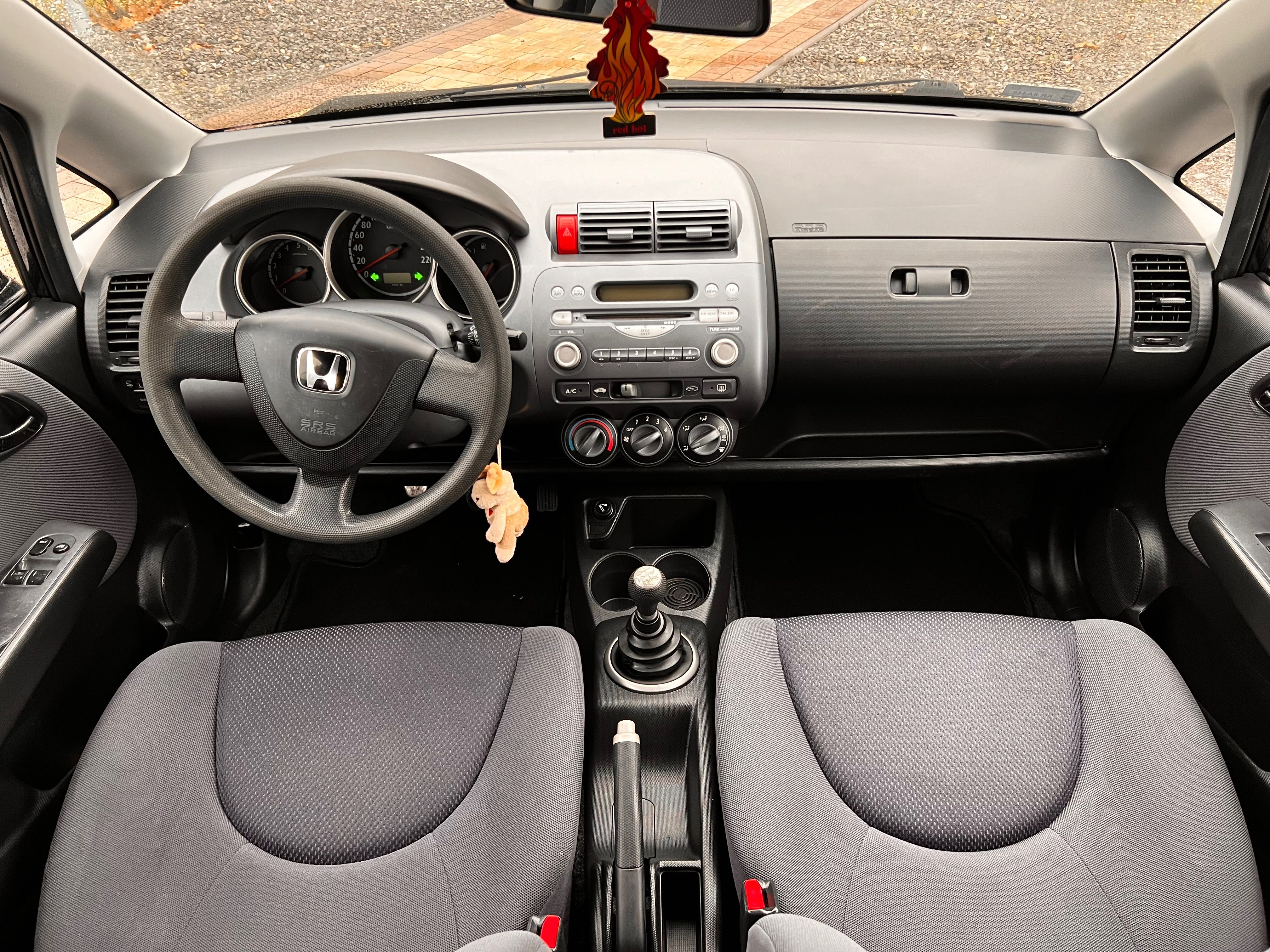 •Śliczna Honda Jazz 1.3 Benzyna;Klimatyzacja,Dwa komplety Kół•