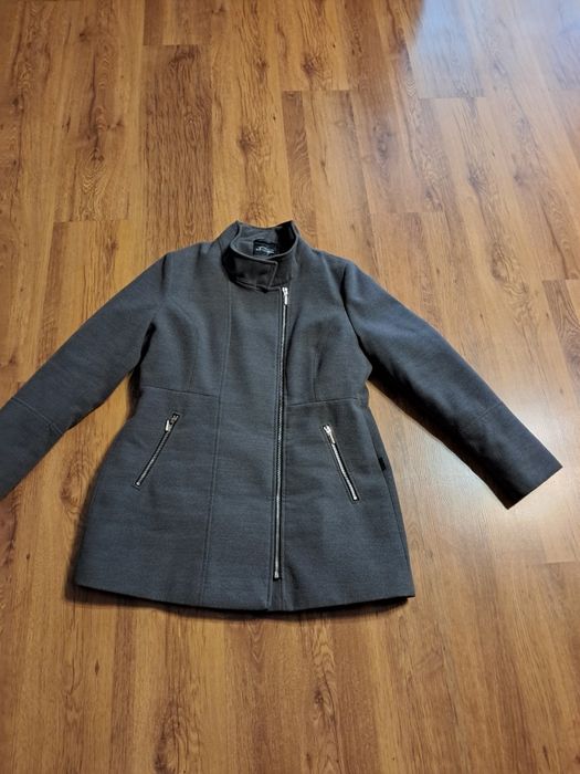 Płaszcz damski zimowy klasyczny
