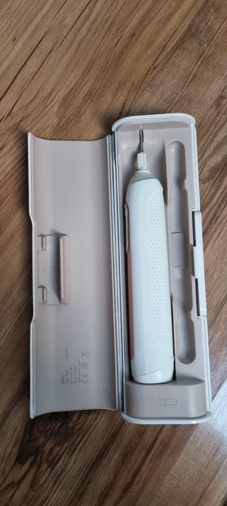 Sczoteczka Oral-B BRAUN