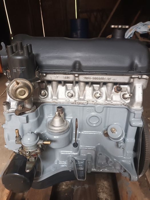 Двигун ваз.21011.редуктор.моста.2102.балка.і.інші.запчастини.2101-2107