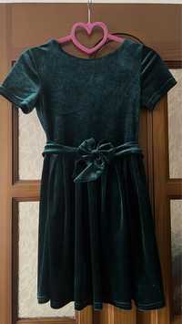 Продам наряное платье на девочку 7 лет