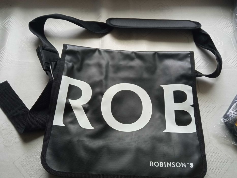Rob Robinson czarna torba do laptopa 34x37x13/ A4 tak