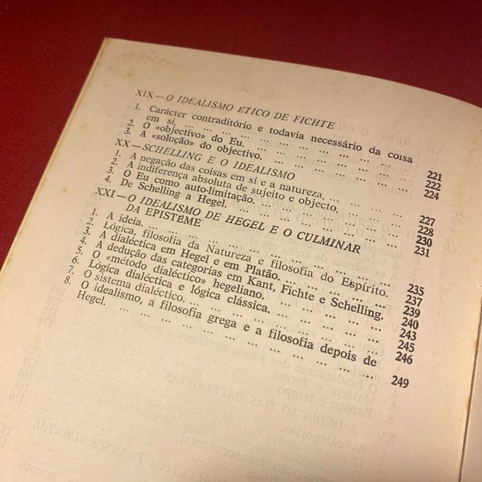 A Filosofia Moderna - A Filosofia Contemporânea - Emanuele Severino
